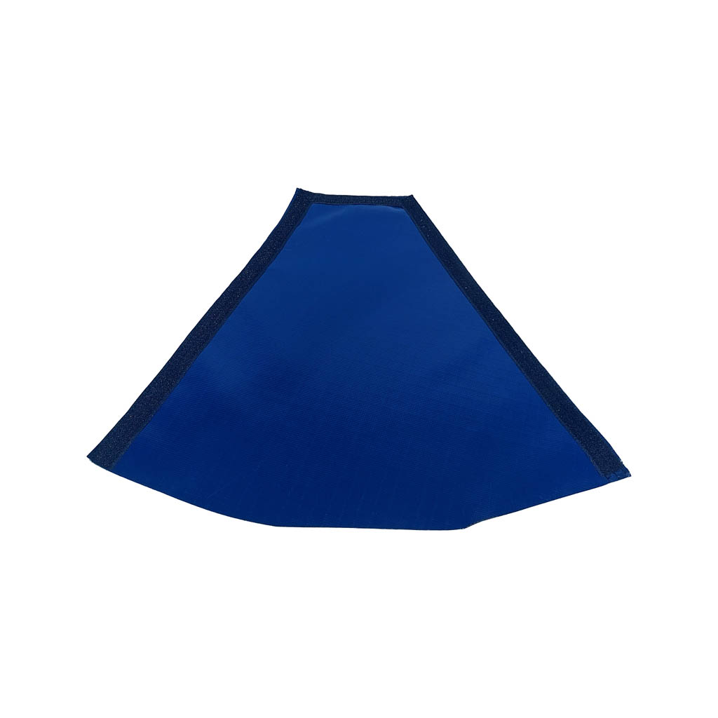 Vista plana de la bajada plegable, evidenciando su tamaño y versatilidad.